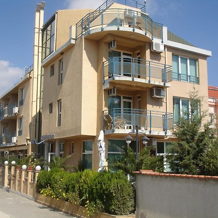 Hotel Riviera Ravda Bagian luar foto