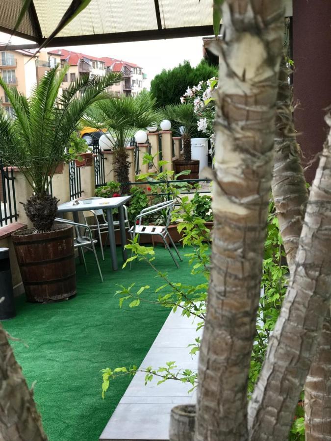Hotel Riviera Ravda Bagian luar foto