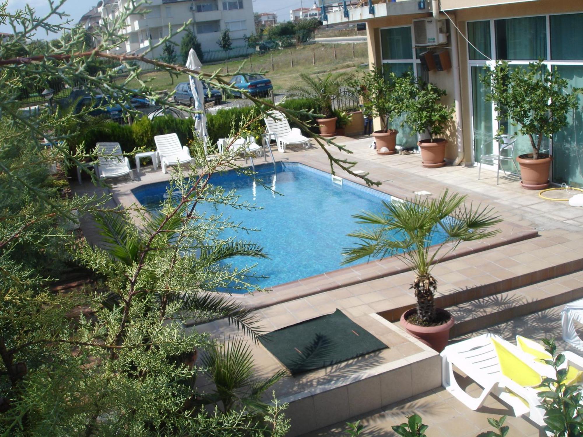 Hotel Riviera Ravda Bagian luar foto